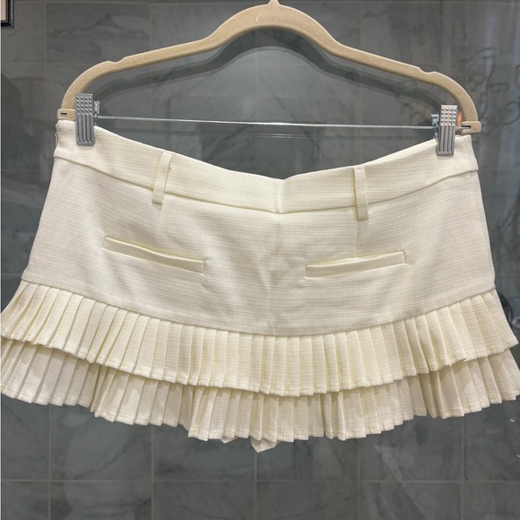 Lioness | Double Ruffle Mini Skort | Small - Picture 13 of 16